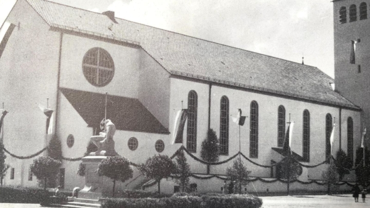 Heute vor 90 Jahren … die Weihe unserer Stadtpfarrkirche St. Maria, Hilfe der Christen